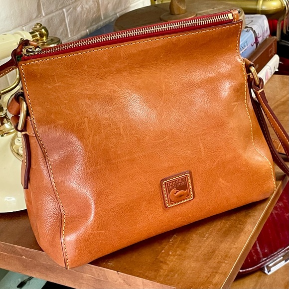 Vintage Dooney & Bourke Florentine Leather Laurel Crossbody Bag Purse - Picture 6 of 16